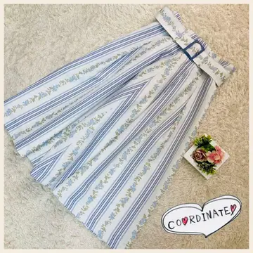 스커트 다즐린 스나이델 릴리 브라운 머큐리 듀오 계통