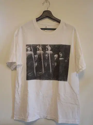 우타다 히카루 T셔츠 L사이즈