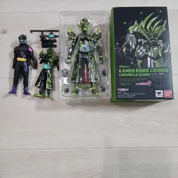 가면라이더 크로노스 에그제이드 겐무