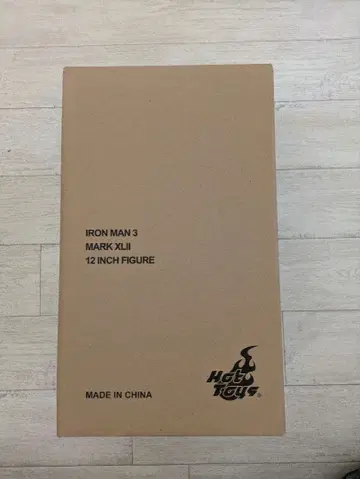 새상품 핫토이즈 IRONMAN Mark42