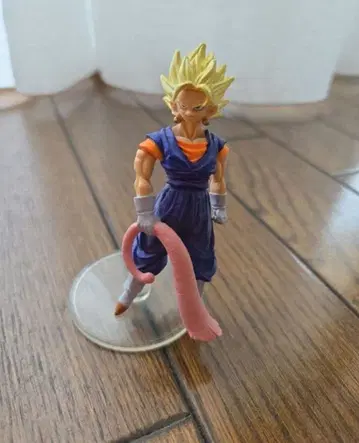 드래곤볼 손오공 피규어 hg
