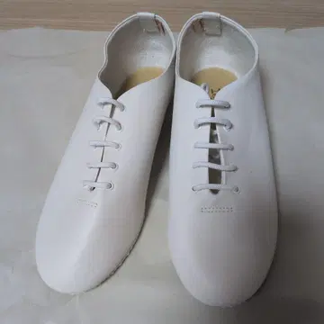 [미사용 새상품] 레페토 재즈 슈즈 39 화이트