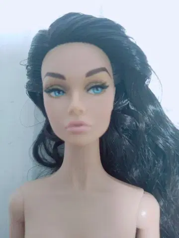 Poppy Parker 포피 파커 Split Decision 2018