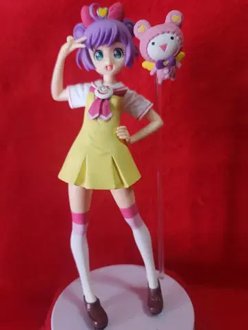 마나카 라라 프리파라 프리미엄 피규어 마나카 라라 with 곰