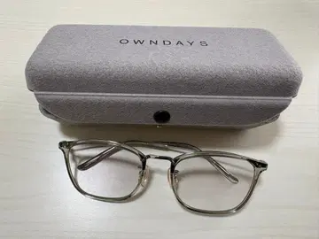 OWNDAYS 그레이 스퀘어형 컬러 렌즈 안경 (도수 없음) 케이스 포함