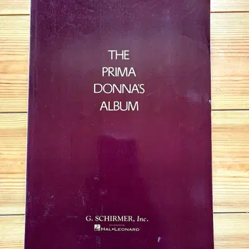 프리마 돈나 앨범 - 42개의 오페라 아리아 선집 (수입 악보)