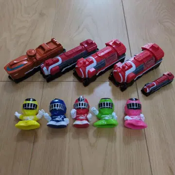 토큐저 손가락 인형과 기차 세트