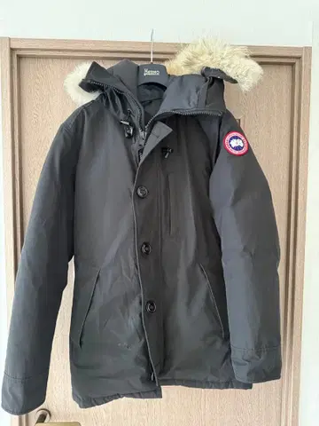 최종 할인 Canada Goose 블랙 다운 자켓 M