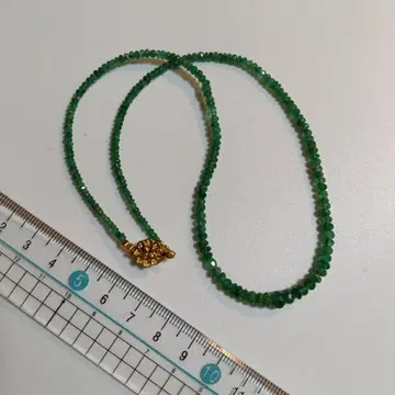 에메랄드 목걸이