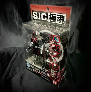 [ 미개봉 ] BANDAI S.I.C. 극혼 가면라이더 덴오 소드 폼