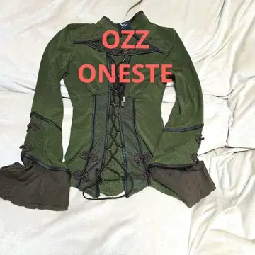 OZZ ONESTE 올리브 그린 긴팔 상의