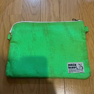 MACK DADDY 그린 클러치백