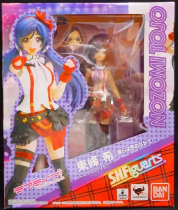 반다이 S.H.피규아트 토죠 노조미 우리들은 지금 안에서