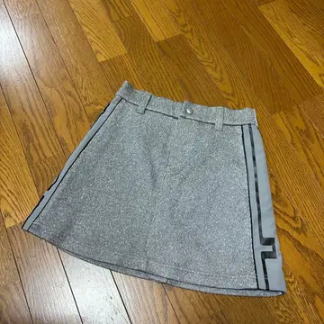 J. 린드버그의 스커트