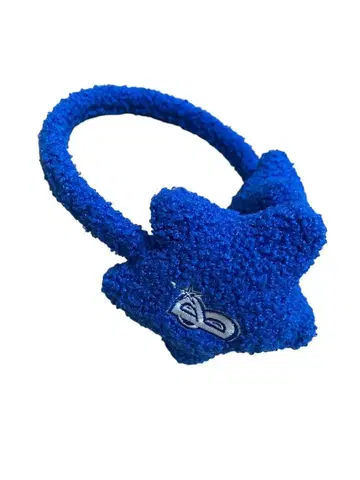 베이스터즈 파란색 별 모양 귀도리 B 로고 자수