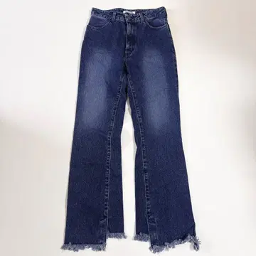 [ 새상품급 ] 스나이델 Straight Cut Off 데님 플레어 데님