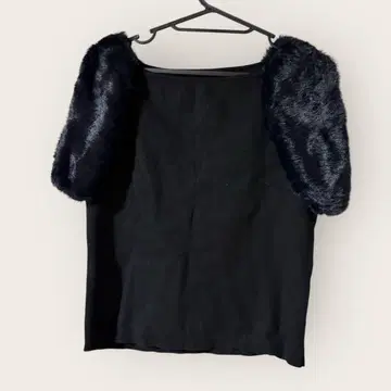 룰루윌비 소매 퍼 니트