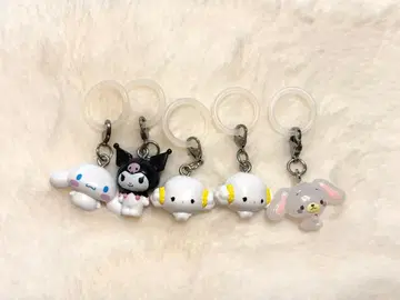 산리오 시나몬 쿠로미 코기뮨 시로우스 메지루시 액세서리