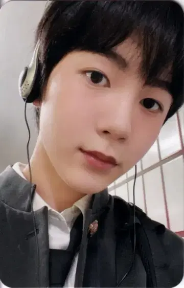 NCT WISH RYO Hands Up B