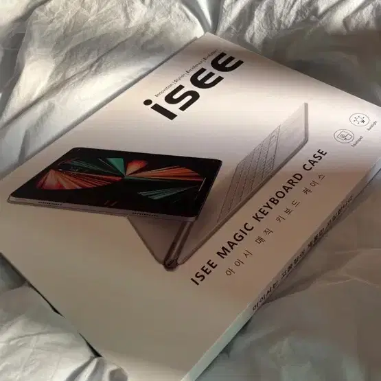 isee 매직 키보드 케이스(13인치)