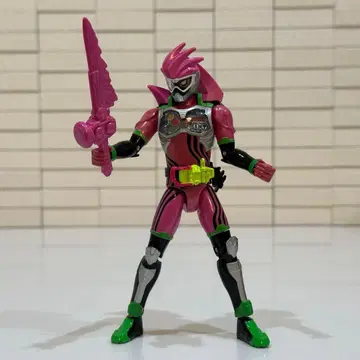 LVUR01 가면라이더 이그제이드 액션 게이머