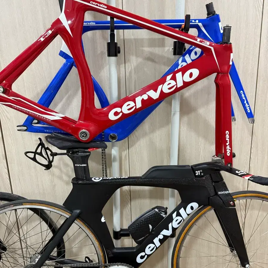 Cervelo t4 quick sale (including handle bar and pair of Pepo dual