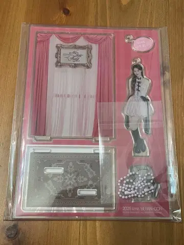 izna 아크릴 스탠드 세비 이즈나 아크릴 스탠드