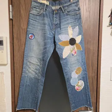 [ 하나뿐인 아이템 ] 히피 스타일 꽃과 나비 패치워크 리메이크 데님