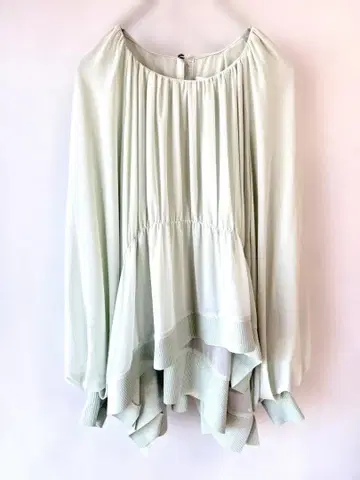 CELFORD 티어드 플레어 블라우스 민트 36호 (M 상당)