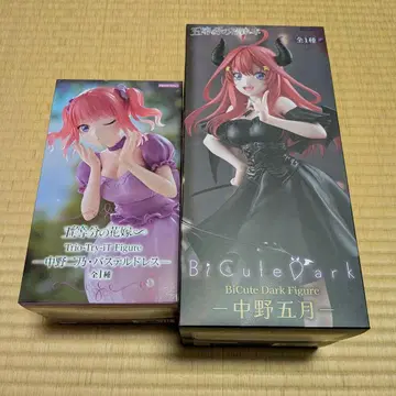 5등분의 신부 피규어 나카노 이츠키 & 나카노 니노