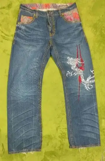 **에반게리온 x 니시키 데님 W34 용 릴리스 롱기누스의 창