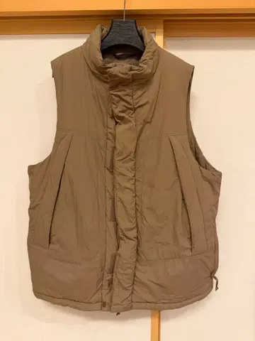 프리마로프트 다운 베스트 카키 L 사이즈