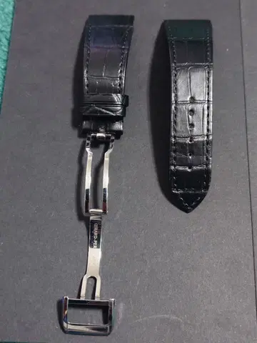 GIRARD PERREGAUX 1945XXL 크로커다일 버클 세트