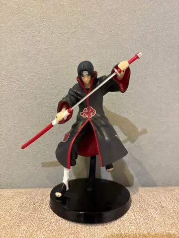 우치하 이타치 피규어