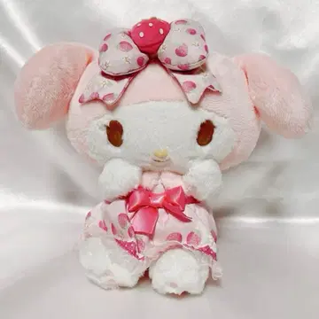 산리오 캐릭터즈 마이멜로디 스트로베리 인형 봉제 인형 딸기