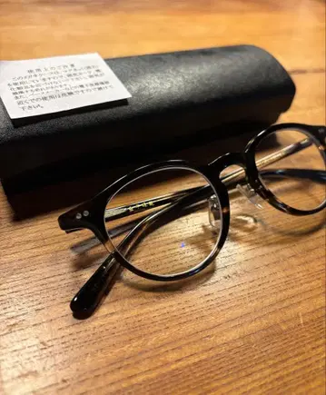 금자안경 원형 블랙 x 브라운 프레임 안경