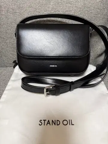 STAND OIL 블랙 숄더백