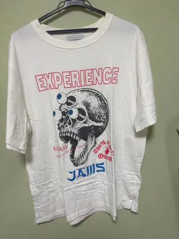 BlackWeirdos(블랙위도우) T셔츠