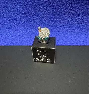 김현중 Uzoosin 이어폰 잭