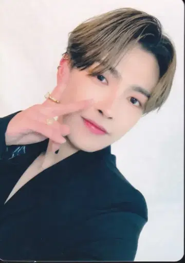 ATEEZ Into the A to Z 홍중 트레이딩 카드