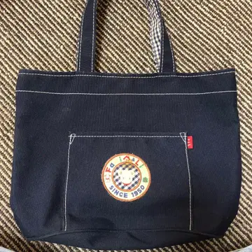 패밀리아 레트로 구형 택 핸드백 토트백