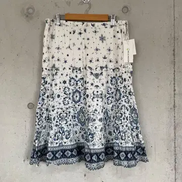 새상품 벨메종 BELLE MAISON 캉캉 스커트 미디