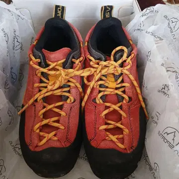 La Sportiva 볼더X