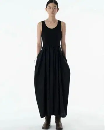 AMOMENTO 쉬어 저지 드레스