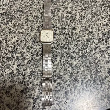 RADO 스테인리스 스틸 스퀘어 시계 케이스 포함