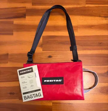 미사용 새상품 FREITAG 백 레드 EDDIE