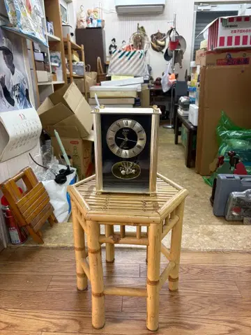 동작 확인 완료 SEIKO 세이코 탁상시계 쿼츠 회전 장식 골드 메탈릭