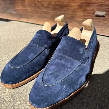 JOHN LOBB 네이비 스웨이드 로퍼