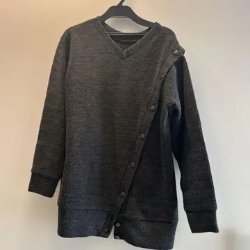 안나 리 전후 착용 그레이 니트