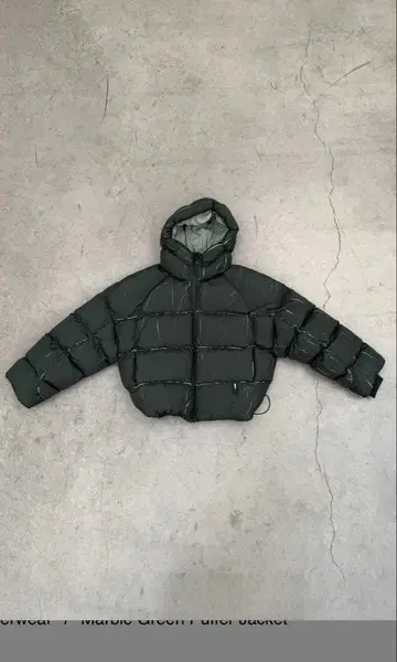 마블 그린 후드 부착 다운 자켓 scuffers